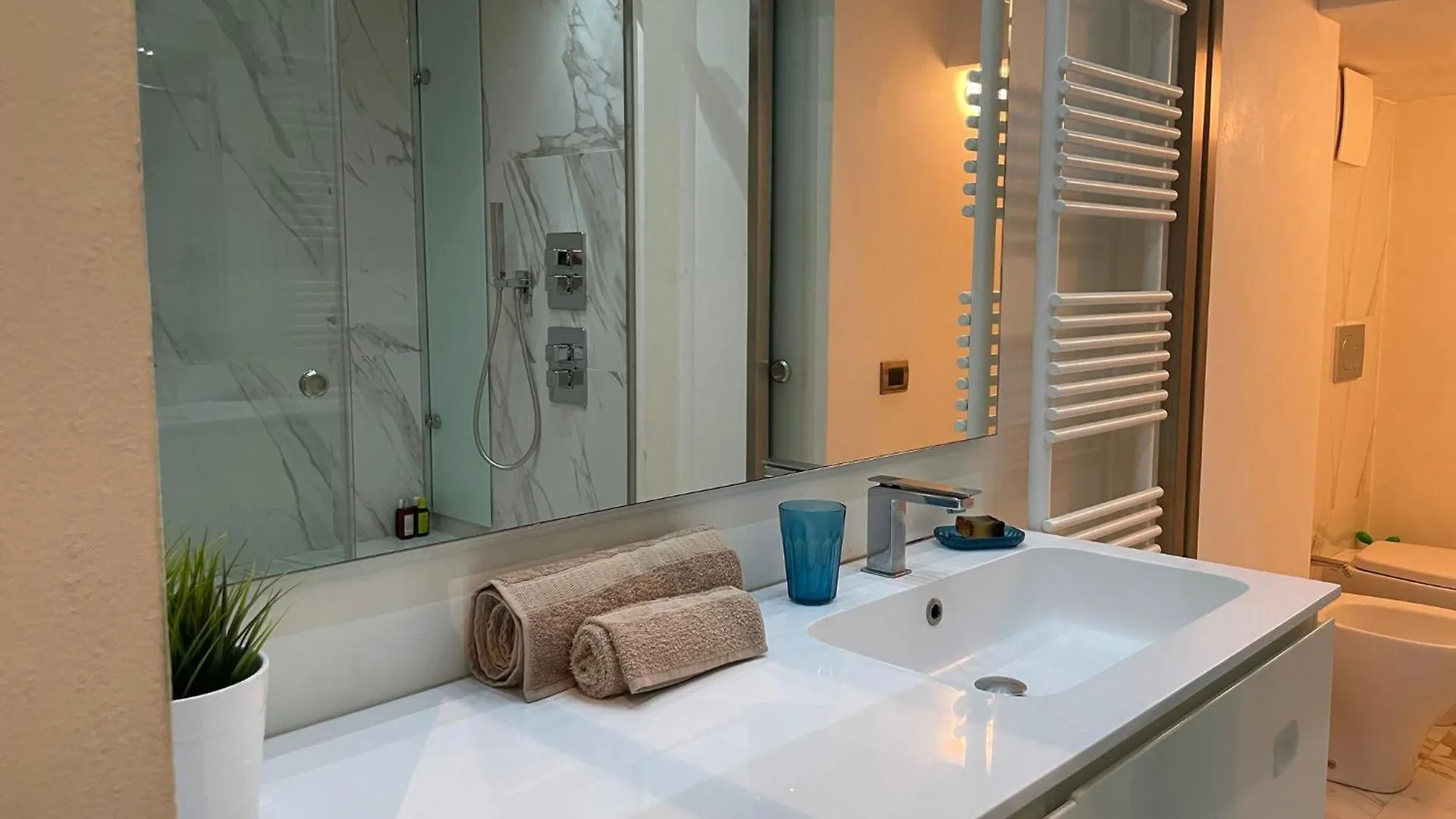 Appartamento Di Pregio In Centro A Milano Apartmán